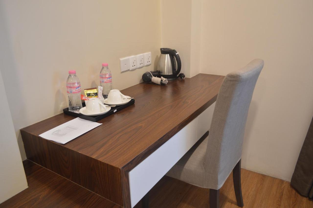 Airport Avenue Hotel Gyogon Dış mekan fotoğraf