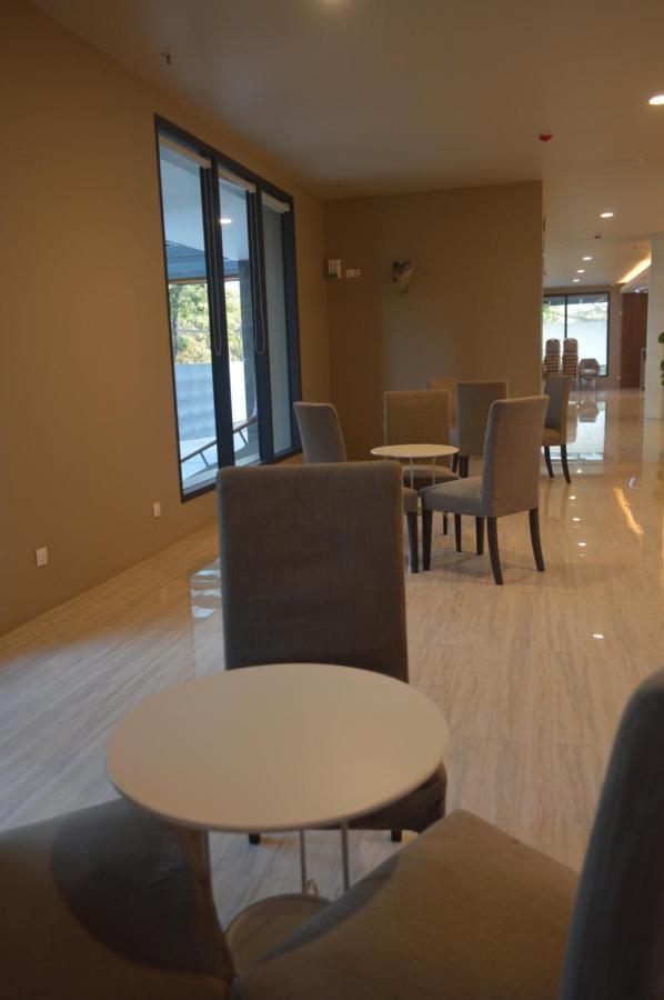 Airport Avenue Hotel Gyogon Dış mekan fotoğraf